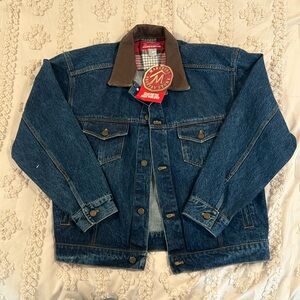 NWT Vintage Men’s Large Marlboro Country Store Denim/Leather Jacket